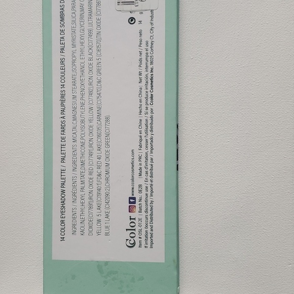 Diamond 14 Color Eyeshadow Palette - Picture 10 of 11